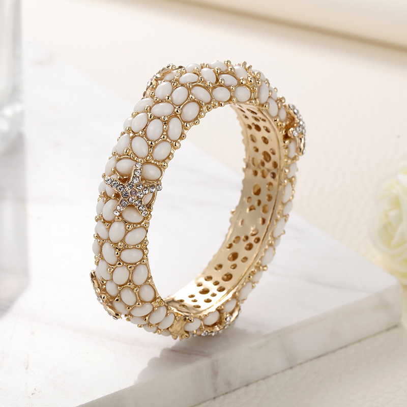 Sally's Paradise Christmas gif - Paradise Jewelry & Watches Llc Miami Reviews reseña y precio