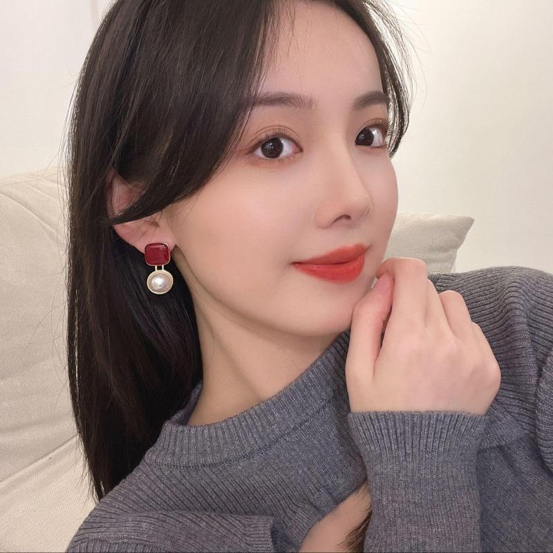925 Silver Needle Vintage Red  - Pearl Stud Earrings reseña y precio